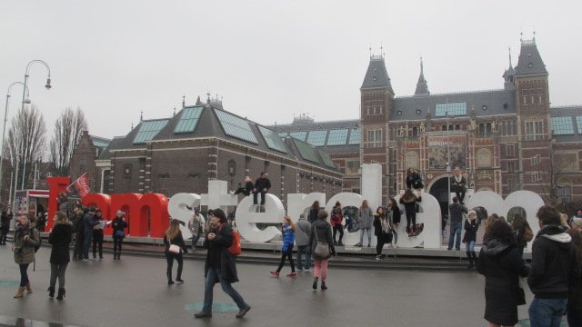 21-01_Casseta_e_Planeta_Beto_Silva_Amsterda (1)